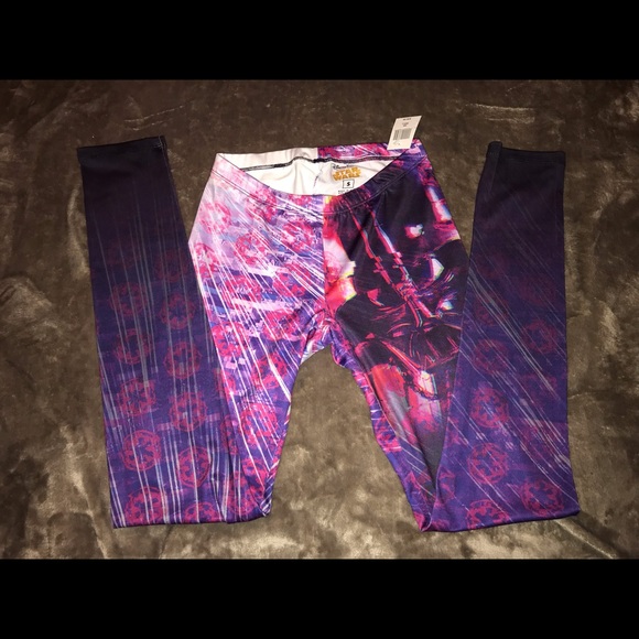 Star Wars Darth Vader Disney Pop Art Leggings NWT - Picture 2 of 4